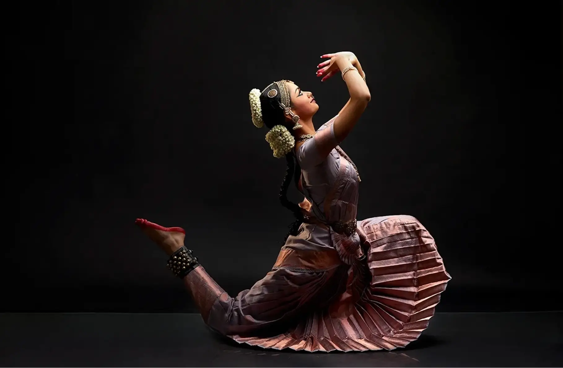 Professional Bharatanatyam photoshoot in Chennai studio